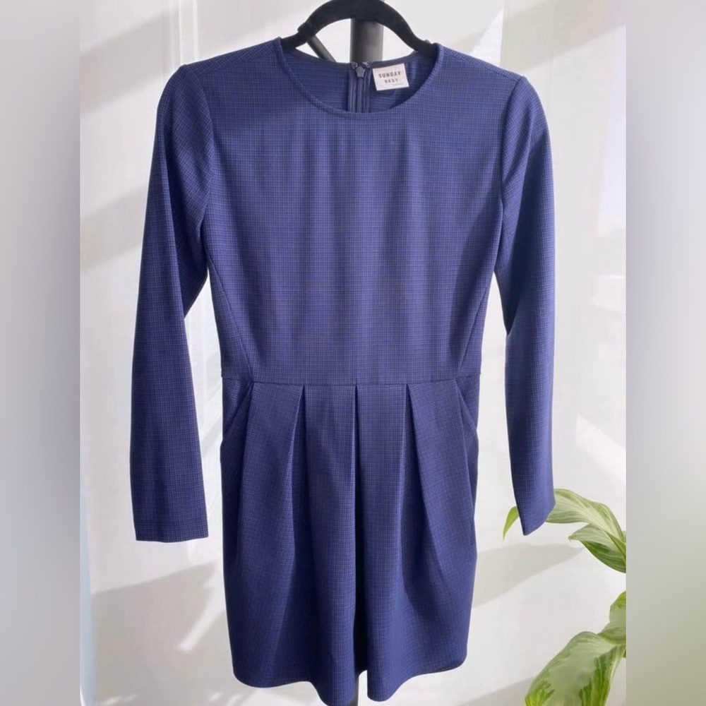 Aritzia Sunday Best Dress with Pockets size 0